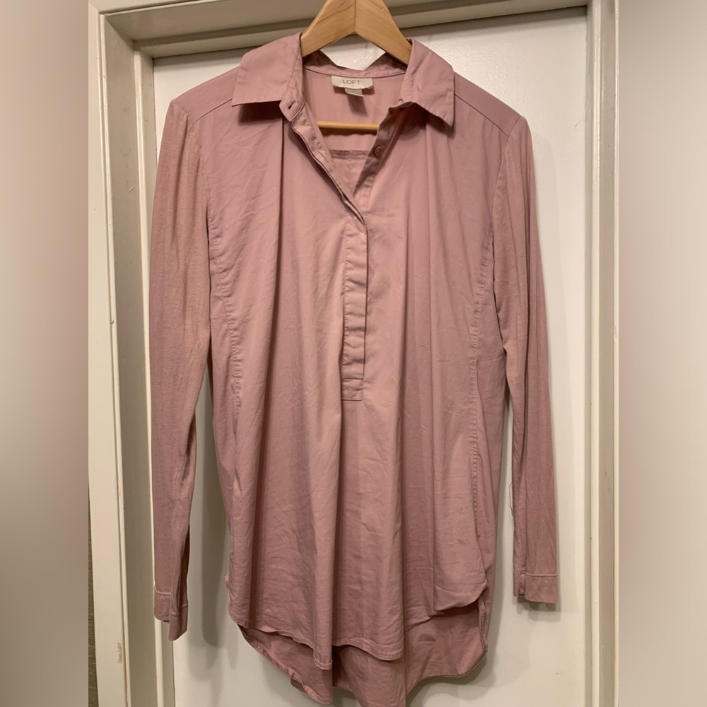🌹 Dusty Rose Delight: Ann Taylor Loft Top - Basically a Hug in Fabric Form 🌹